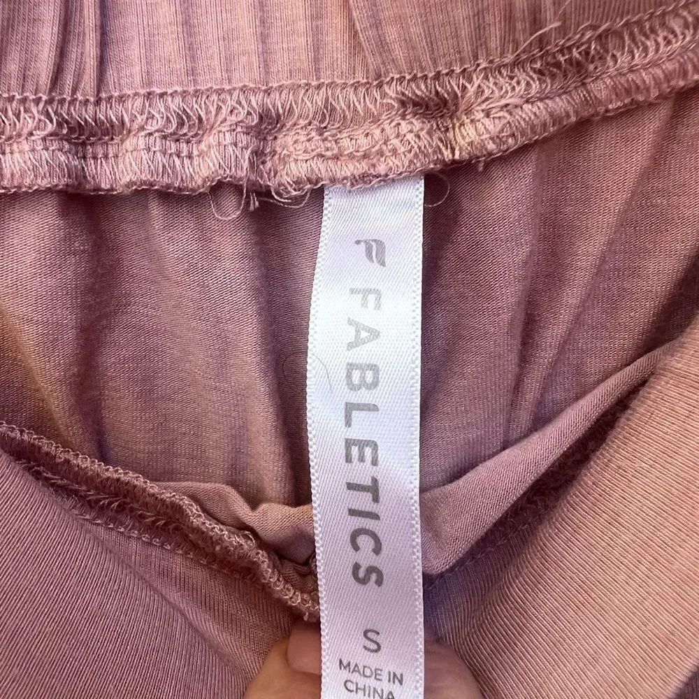 Fabletics RestoreKnit Tapered Pant size Small - Picture 6 of 7